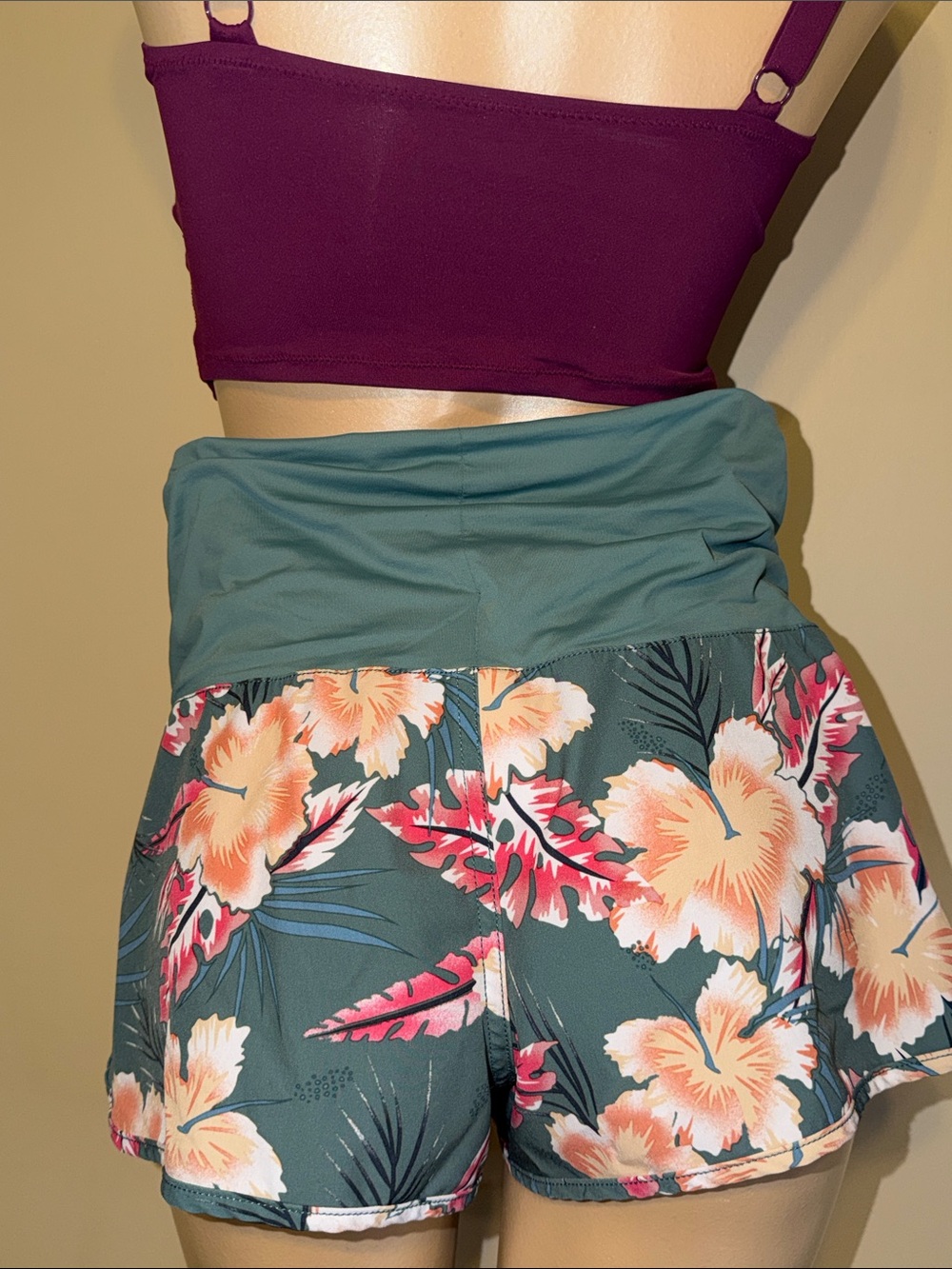 Roxy women medium Endless Summer Printed Boardshorts  green tropical swim 2” - Picture 5 of 9